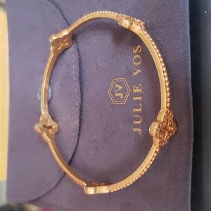 Julie Vos gold bangle